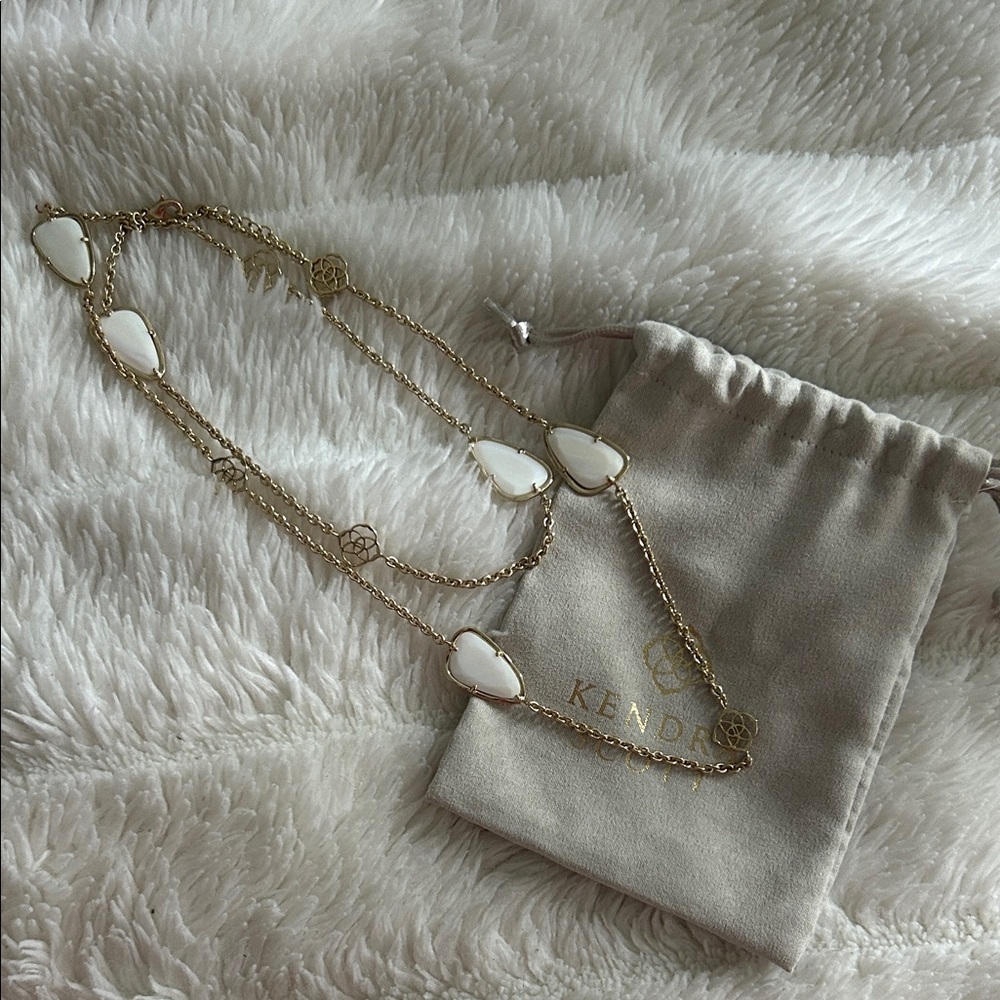 Kendra Scott Gold and White Necklace